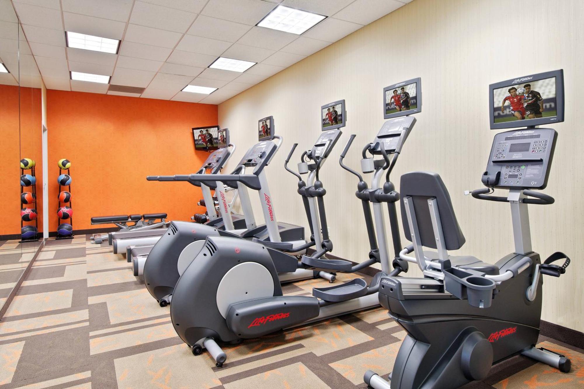 מלון Courtyard By Marriott Little Rock Downtown מראה חיצוני תמונה
