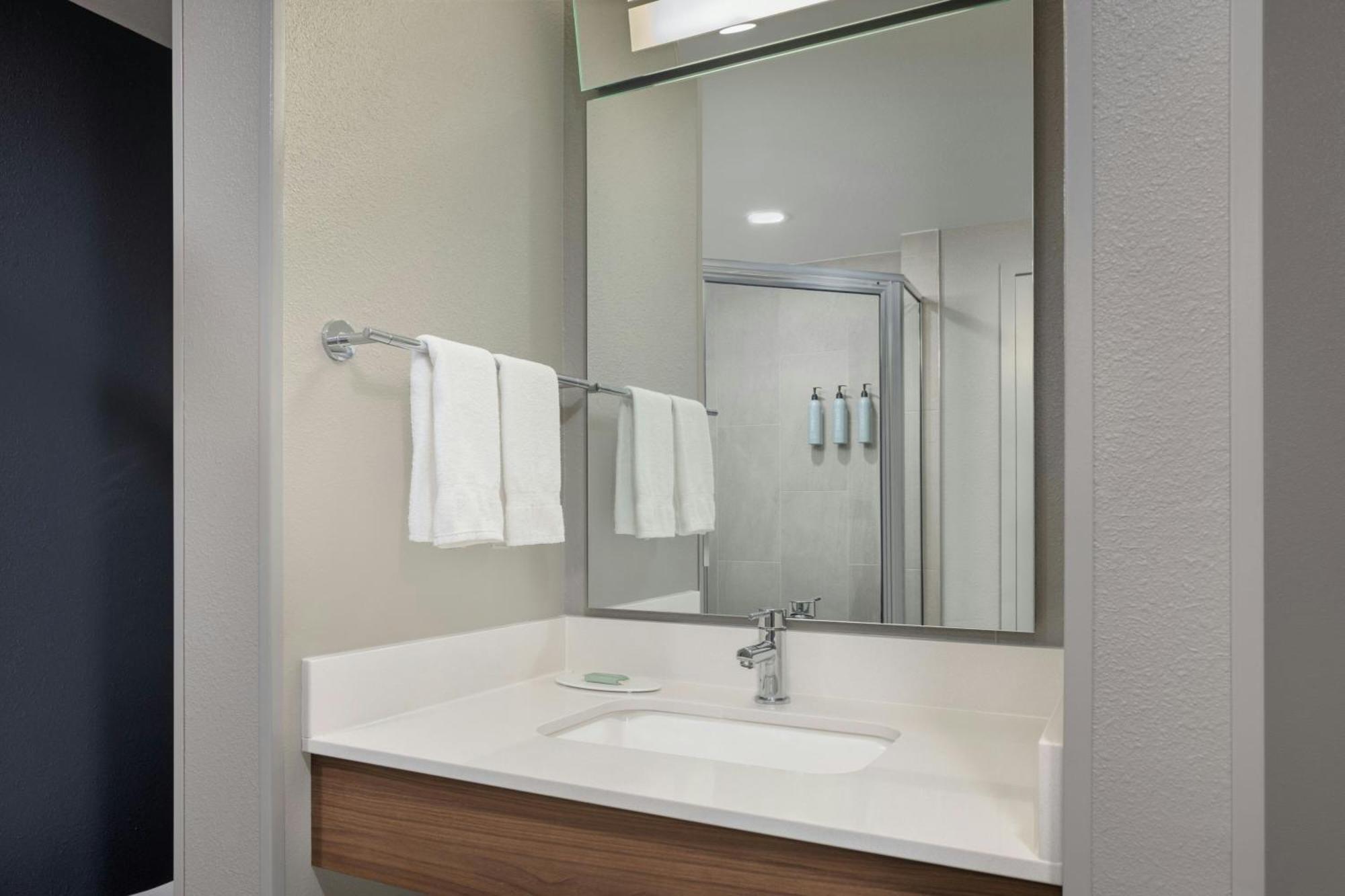 מלון Courtyard By Marriott Little Rock Downtown מראה חיצוני תמונה