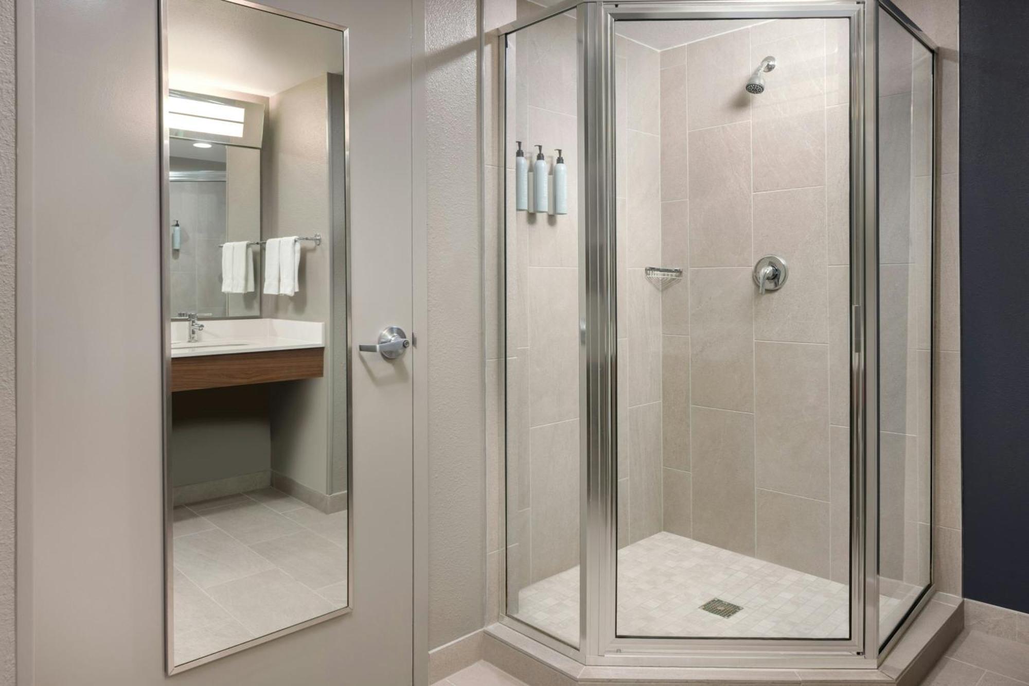 מלון Courtyard By Marriott Little Rock Downtown מראה חיצוני תמונה