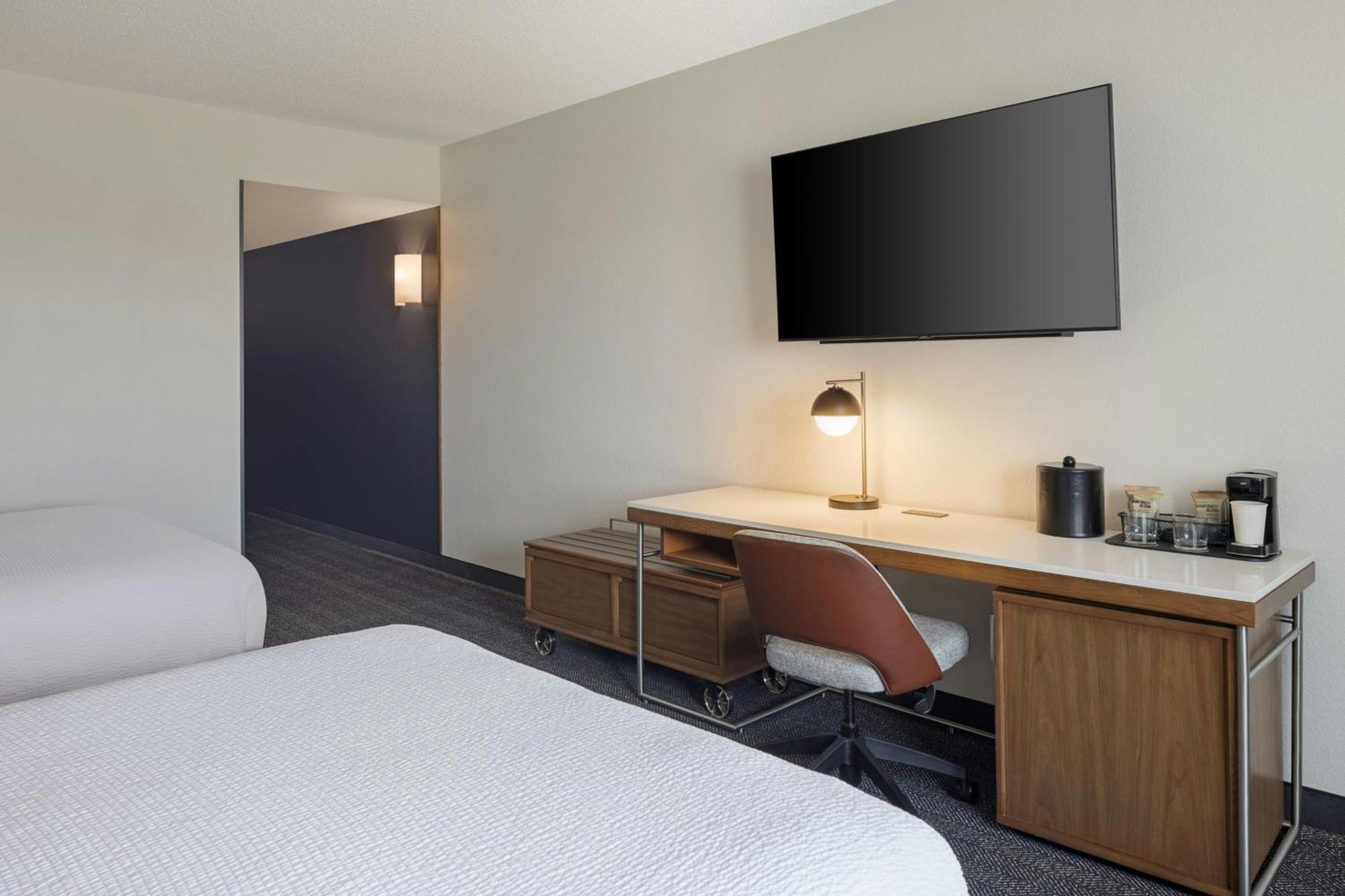 מלון Courtyard By Marriott Little Rock Downtown מראה חיצוני תמונה