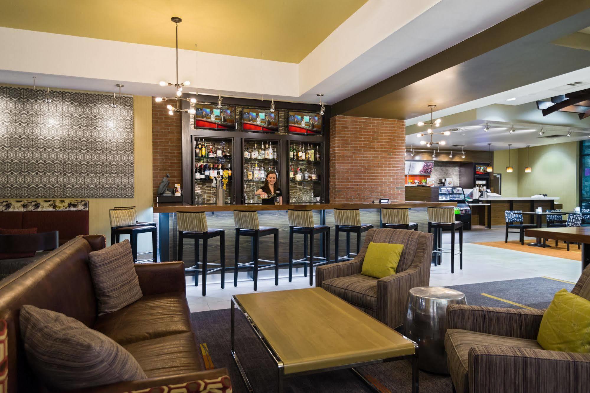 מלון Courtyard By Marriott Little Rock Downtown מראה חיצוני תמונה