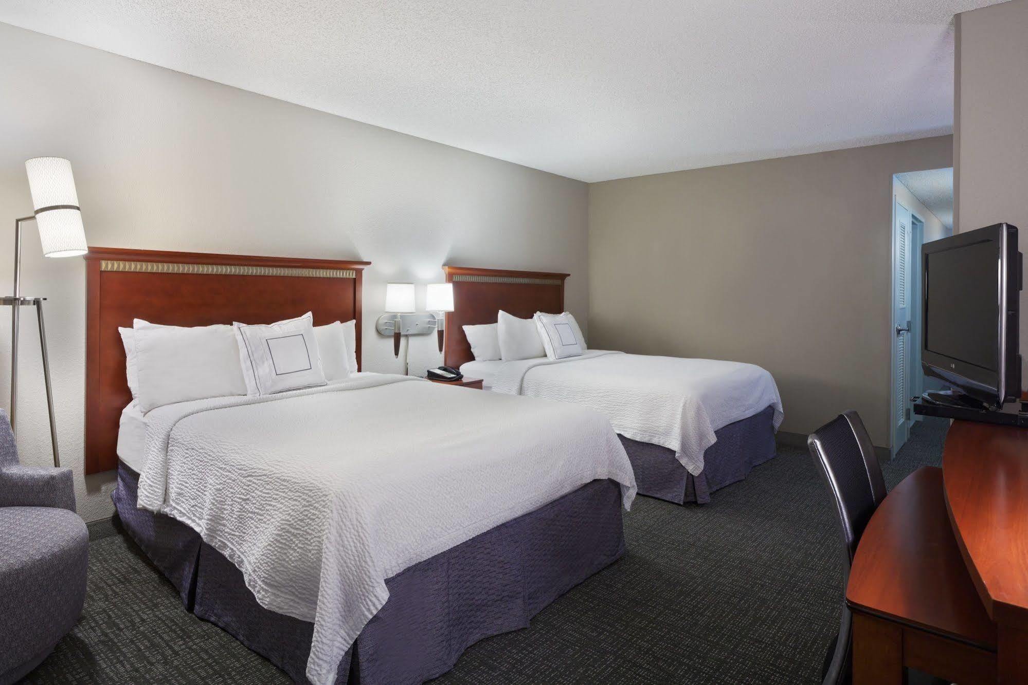 מלון Courtyard By Marriott Little Rock Downtown מראה חיצוני תמונה